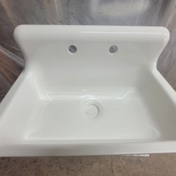 Refinished sink with new glossy coating