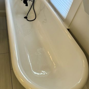 Refinished bathtub with glossy finish