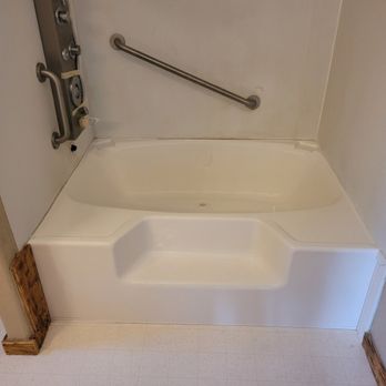 Restored bathtub after refinishing