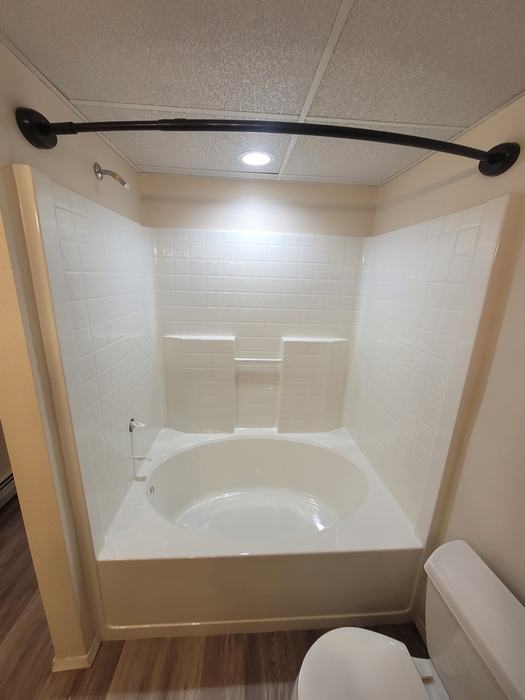 Bathtub and surface refinishing project by Applied Coatings, Montana — photo 3