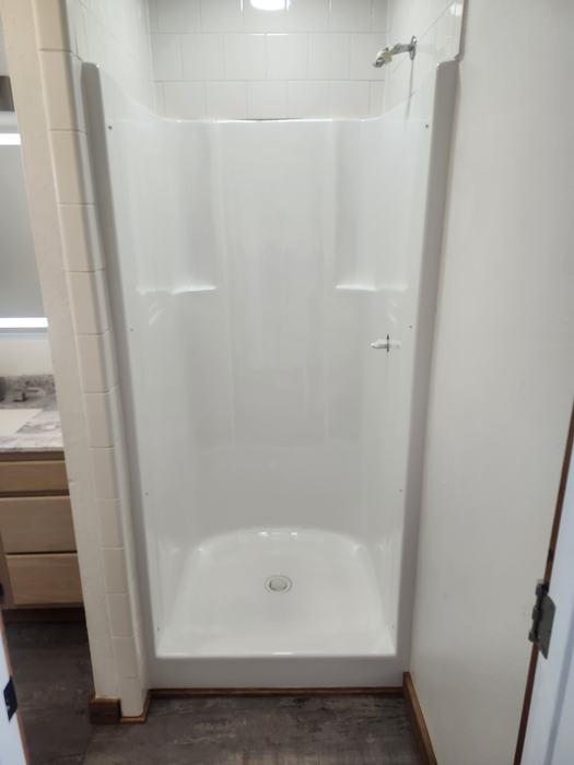 Bathtub and surface refinishing project by Applied Coatings, Montana — photo 31