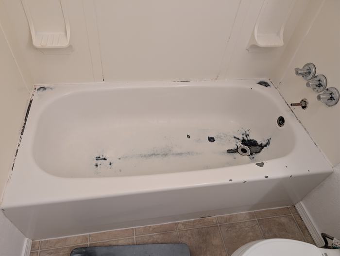 Bathtub and surface refinishing project by Applied Coatings, Montana — photo 44